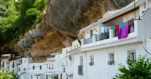 A cidade subterrânea de Setenil de las Bodegas - Curiosidades da Espanha