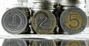 Como comprar Złotys para sua viagem à Polônia